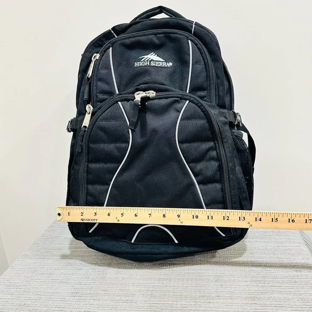 High Sierra Swerve Laptop Backpack Black -Fits up‎ to 17